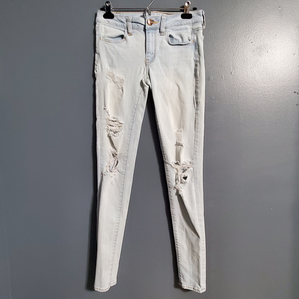 American Eagle Outfitters Light Blue Distressed Skinny Jeans Jegging Size 2 Long